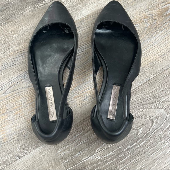 ❌N/A❌ BCBG pyramid stud pointed toe sling backs - Picture 3 of 11